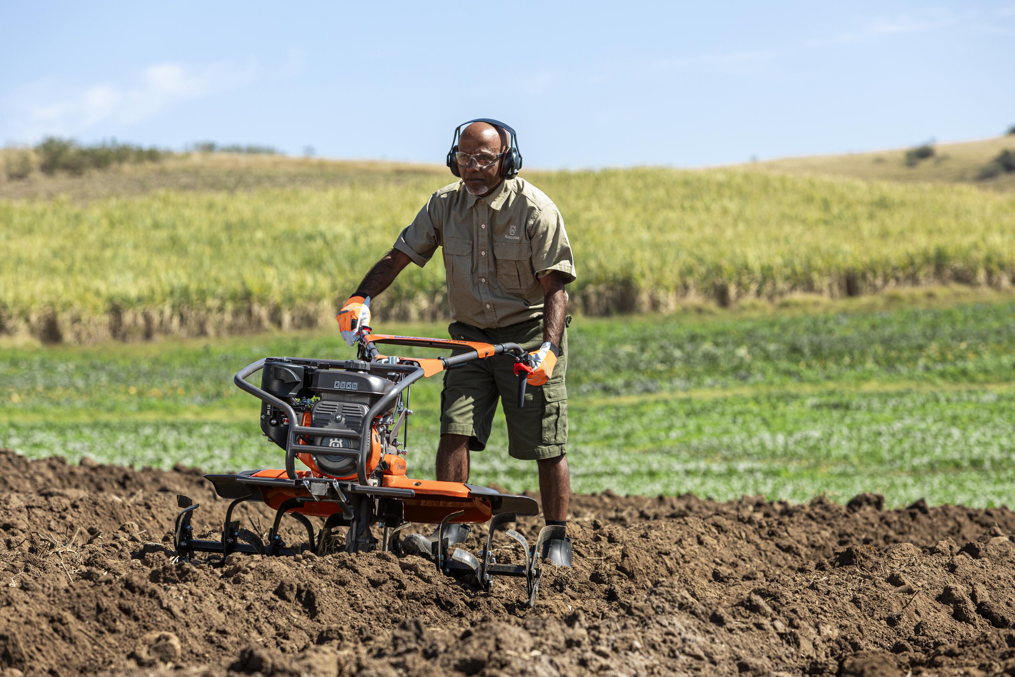 Front-tine vs rear-tine: what they are and how they differ