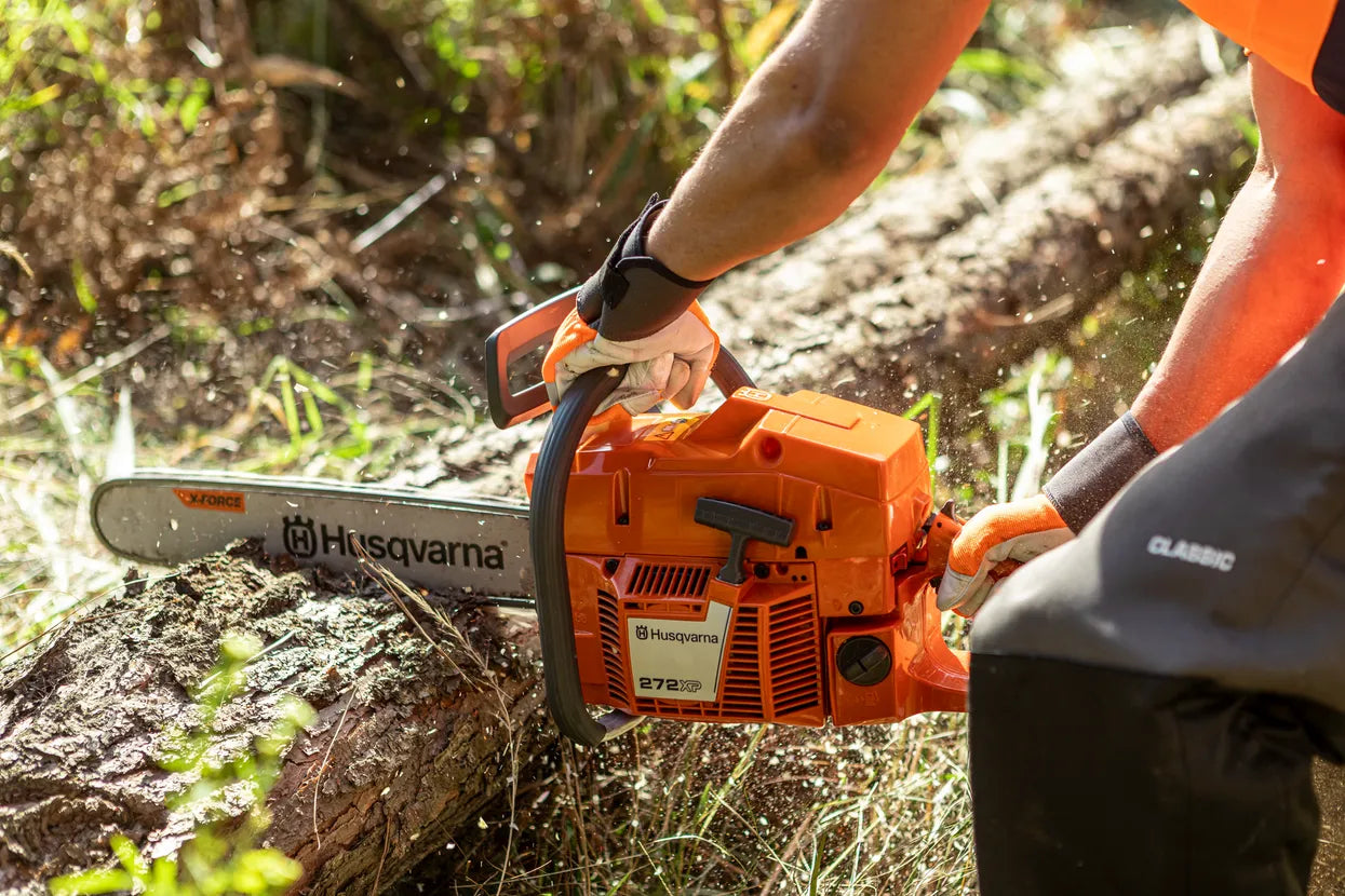 Husqvarna 272 XP Chainsaw 24"
