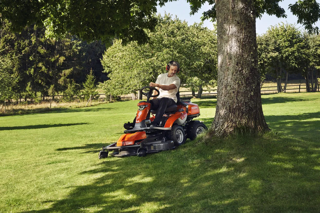 HUSQVARNA R 316TX (Excluding Cutting Deck)