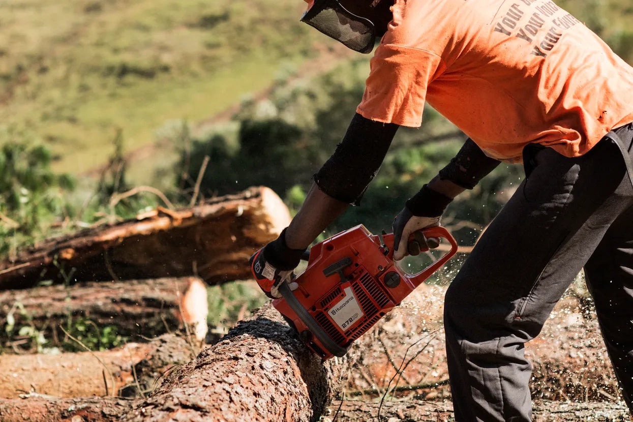 Husqvarna 272 XP Chainsaw 24"